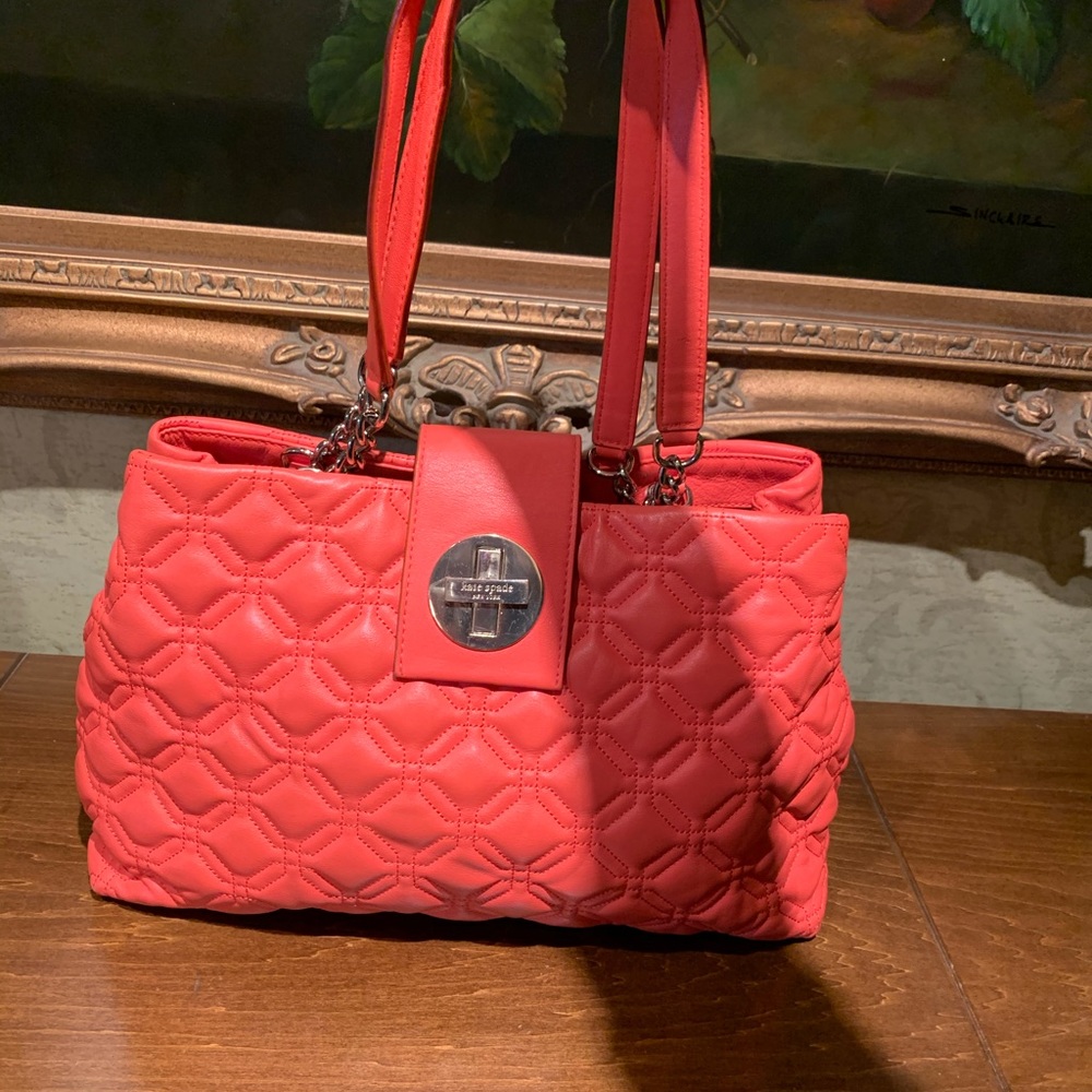 Kate Spade Quilted Aston Court Coral Leather&Chain - Picture 2 of 15